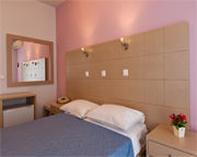 טולון Aris Hotel מראה חיצוני תמונה