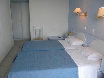 טולון Aris Hotel מראה חיצוני תמונה